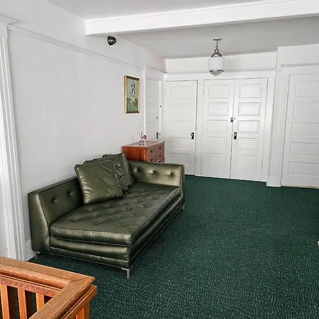 Orange Drive Hostel-3